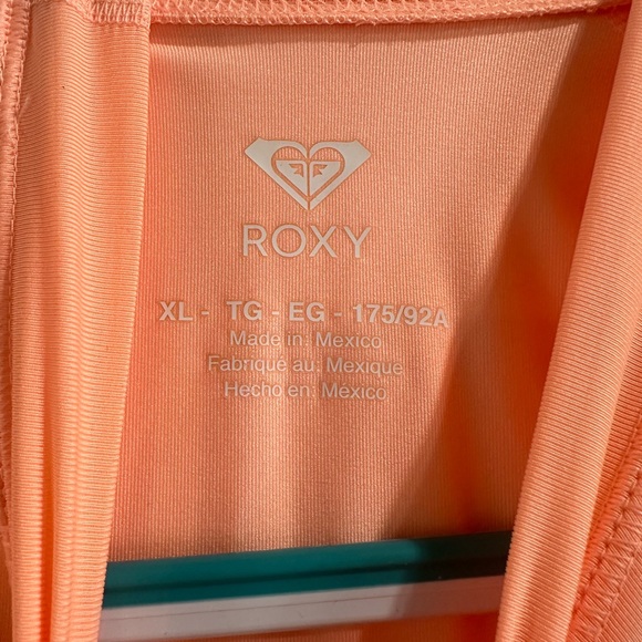 EUC Women’s Roxy Swim Rash Guard Size XL - Picture 2 of 6